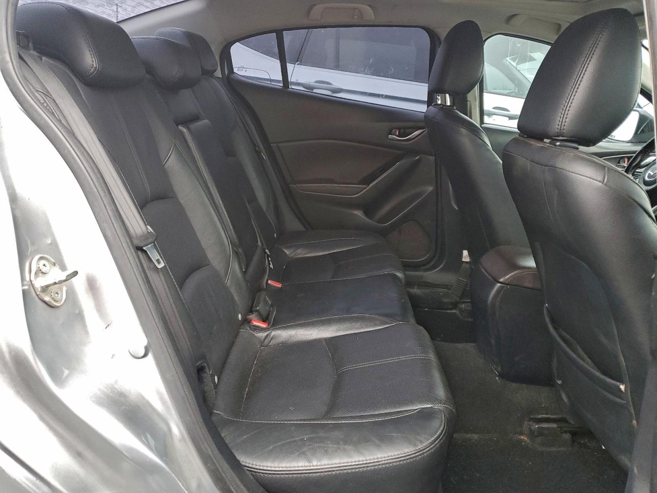 MAZDA 3 GRAND TOURING