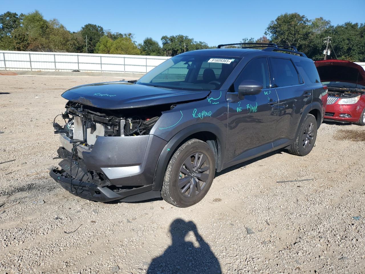 NISSAN PATHFINDER SV