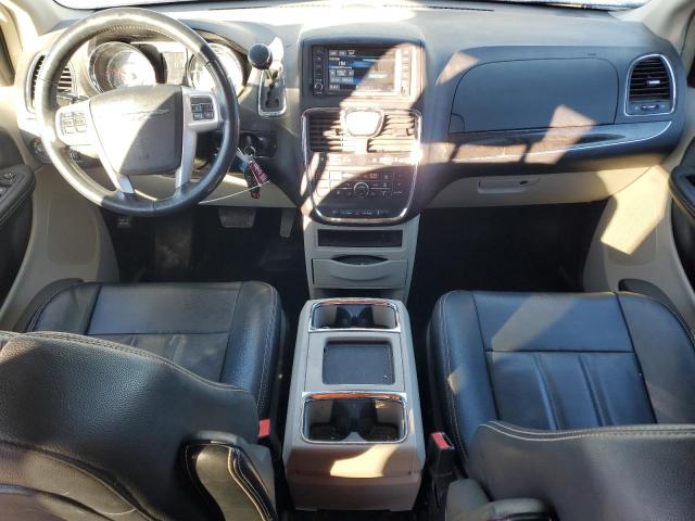 2015 CHRYSLER TOWN & COU - 2C4RC1BG3FR677475