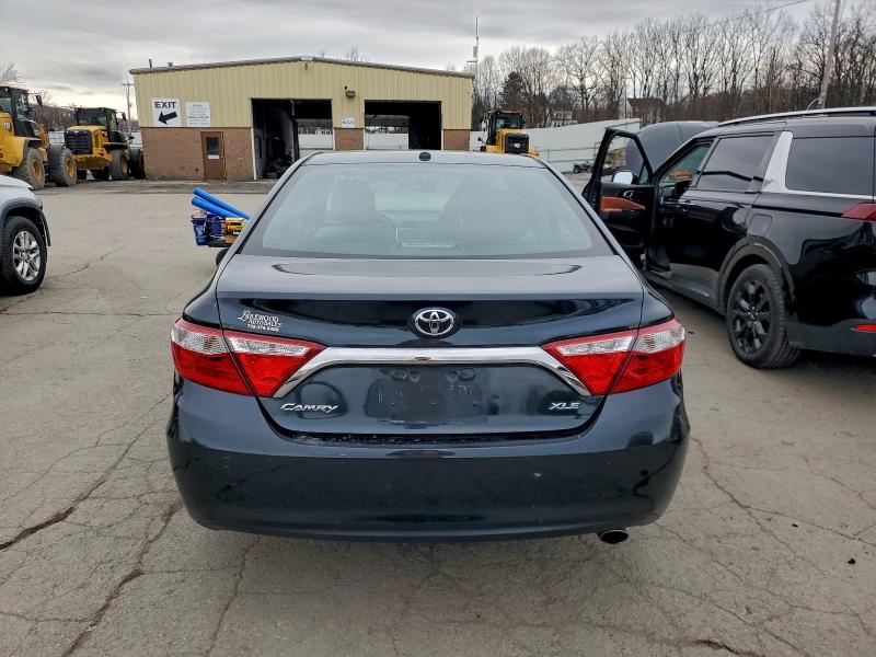2017 TOYOTA CAMRY LE #3305301427