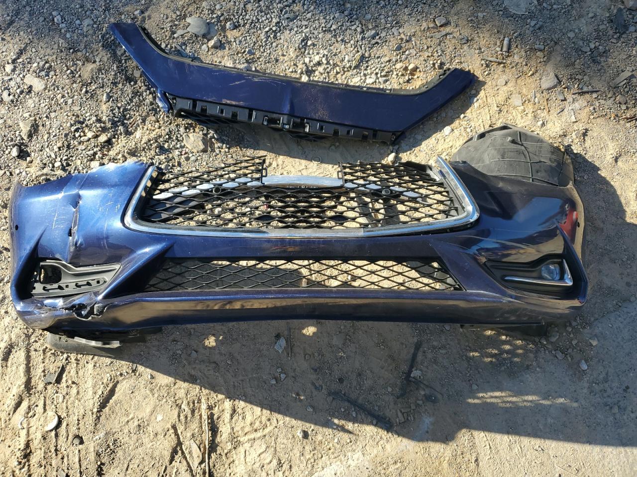 Lot #3309583589 2018 INFINITI Q60 LUXE 3