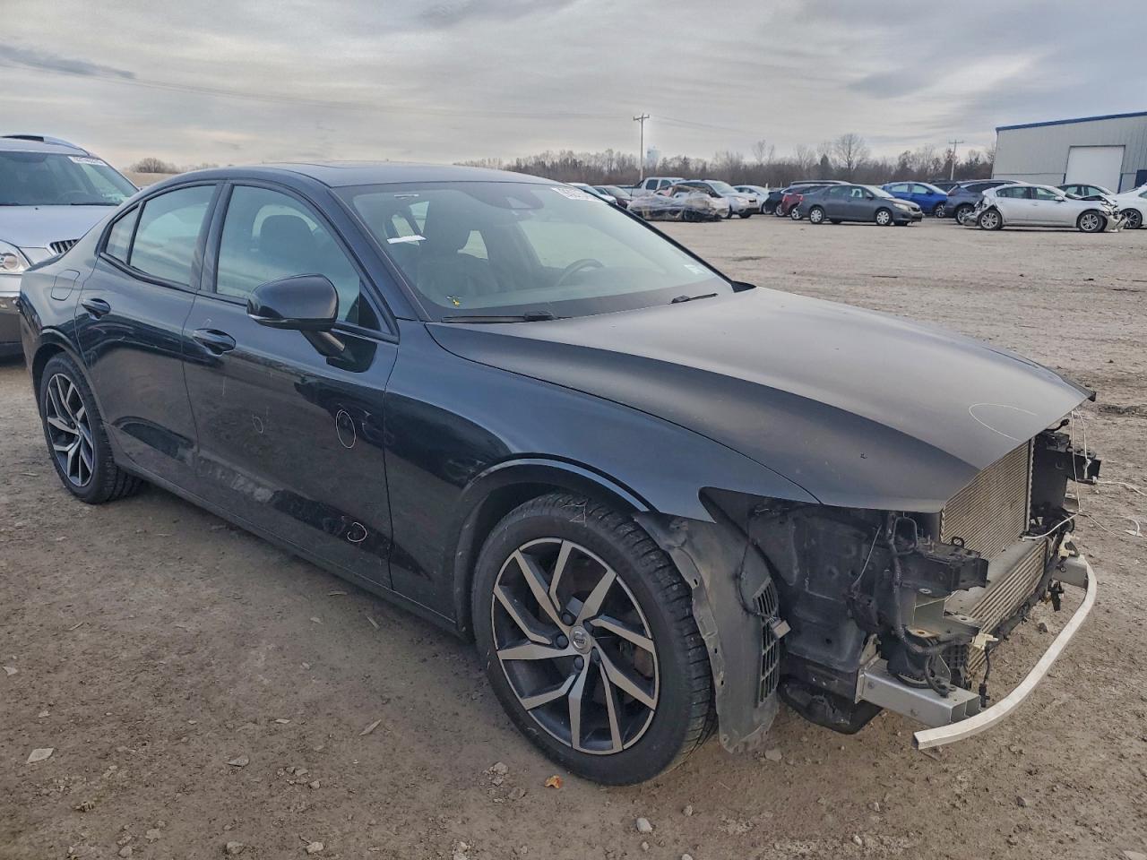 VOLVO S60 T6 MOMENTUM