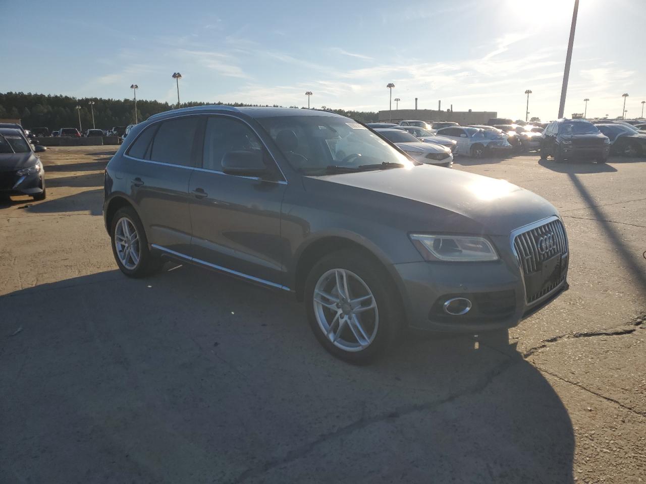 AUDI Q5 PREMIUM PLUS