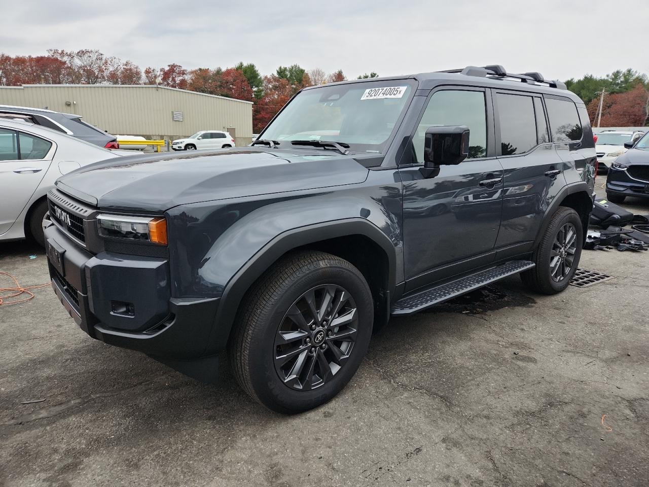 TOYOTA LAND CRUISER BASE