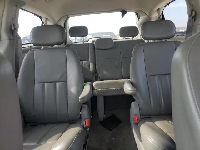 2010 CHRYSLER TOWN & COU - 2A4RR5D19AR137677