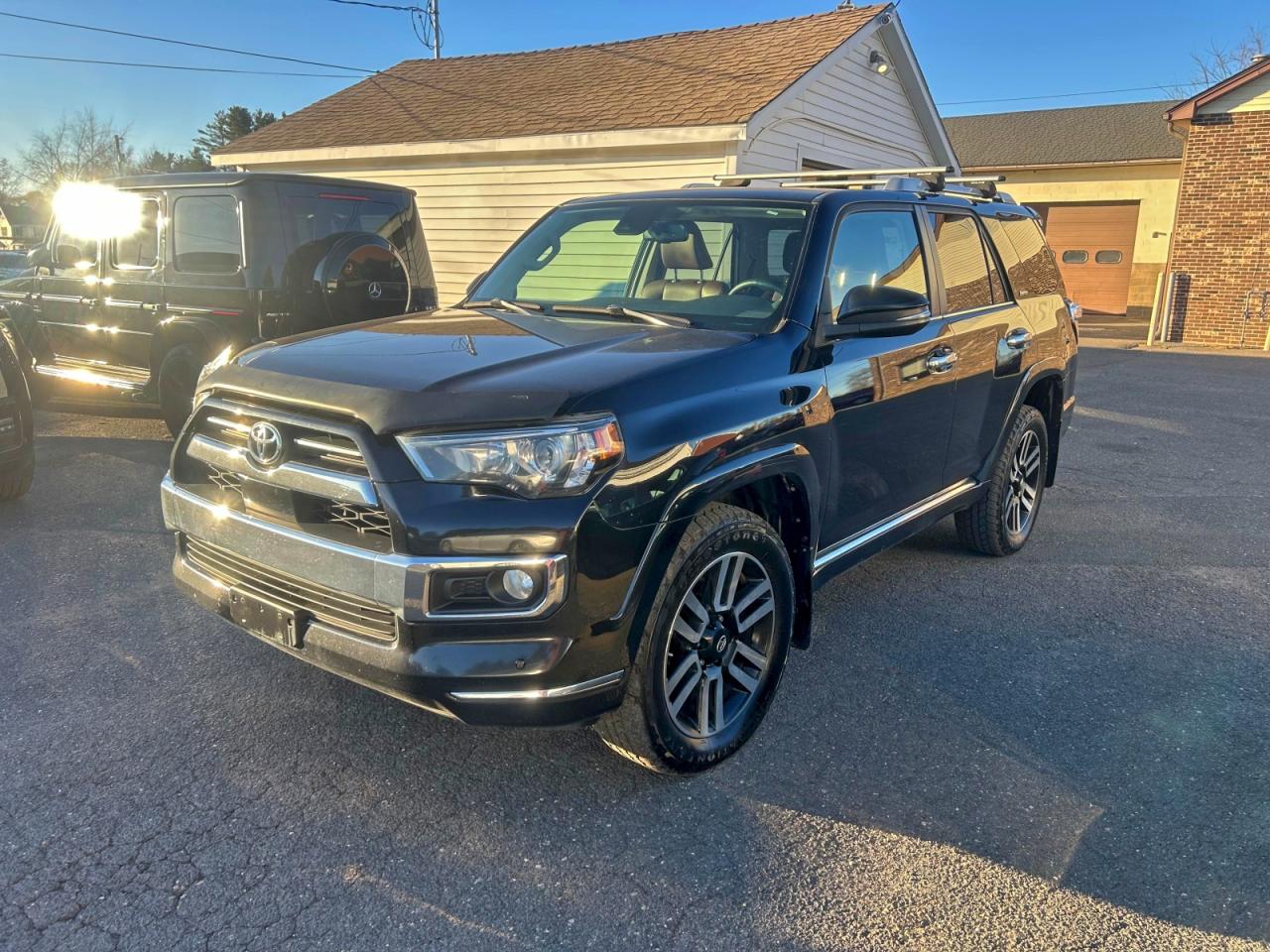 TOYOTA 4RUNNER SR5/SR5 PREMIUM