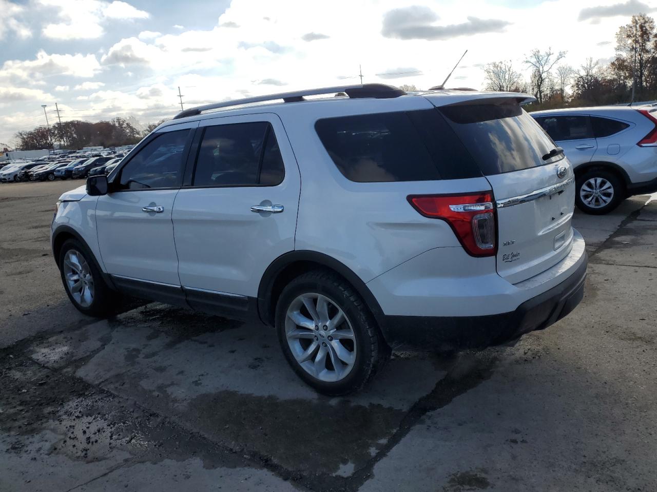 FORD EXPLORER XLT