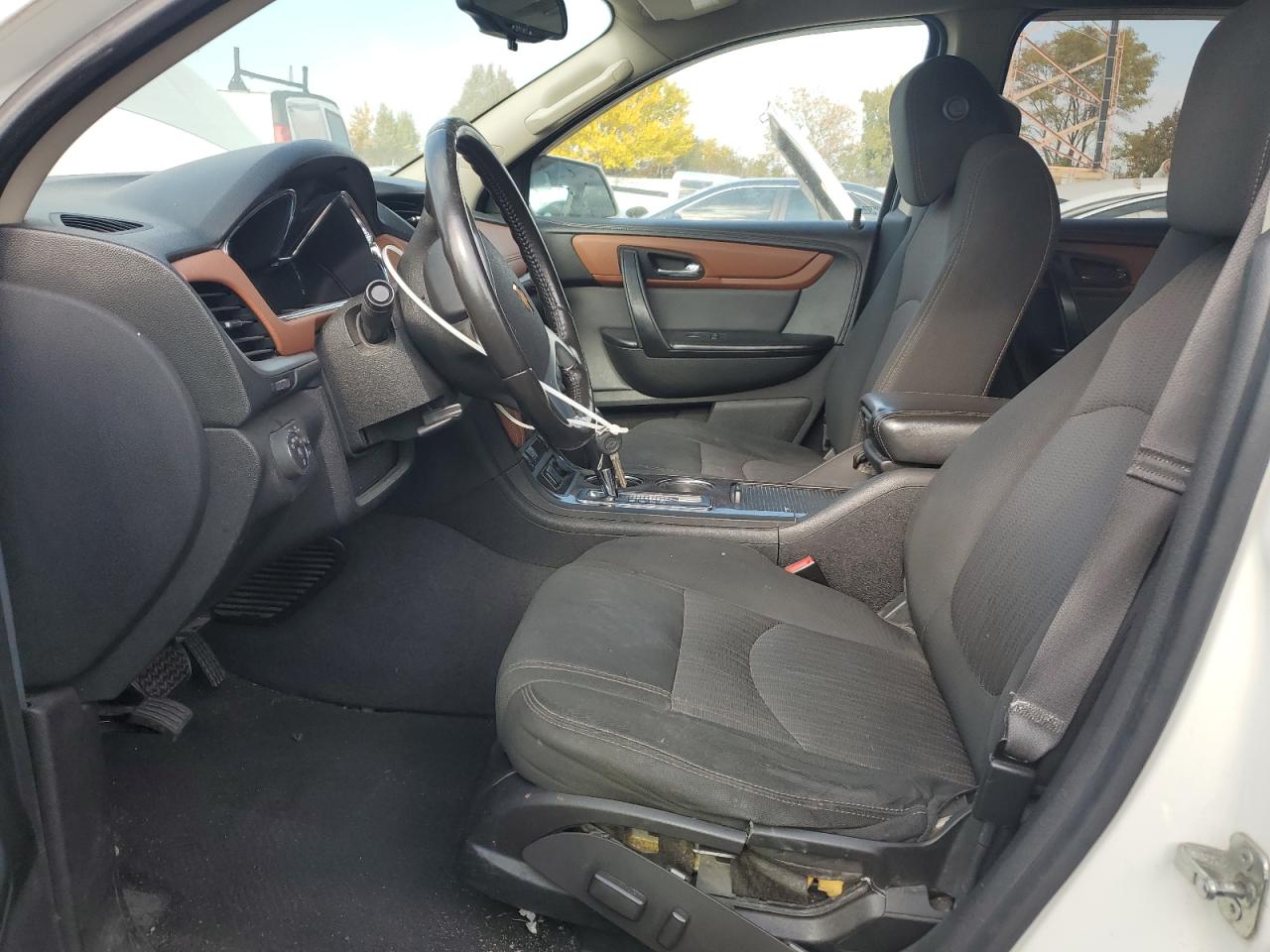 CHEVROLET TRAVERSE LT