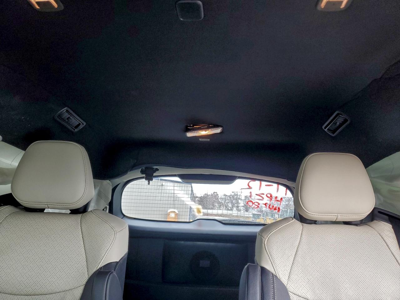 TOYOTA SIENNA LIMITED