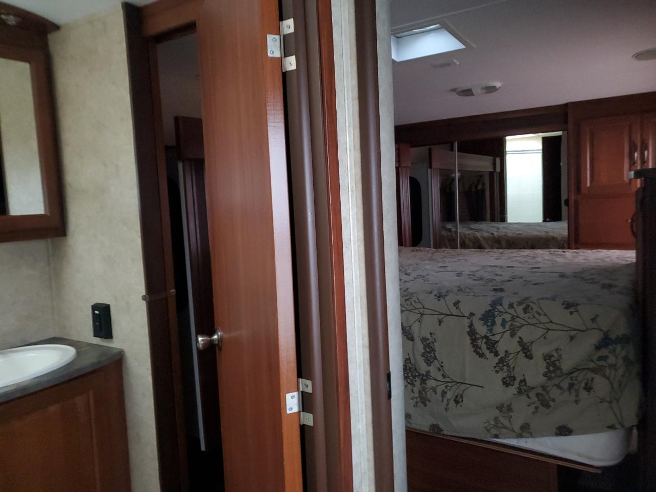 Lot #3296708709 2013 COUGAR TRAV TRAIL