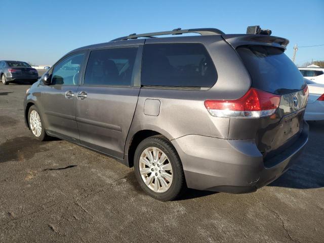 2011 TOYOTA SIENNA XLE #3292348272