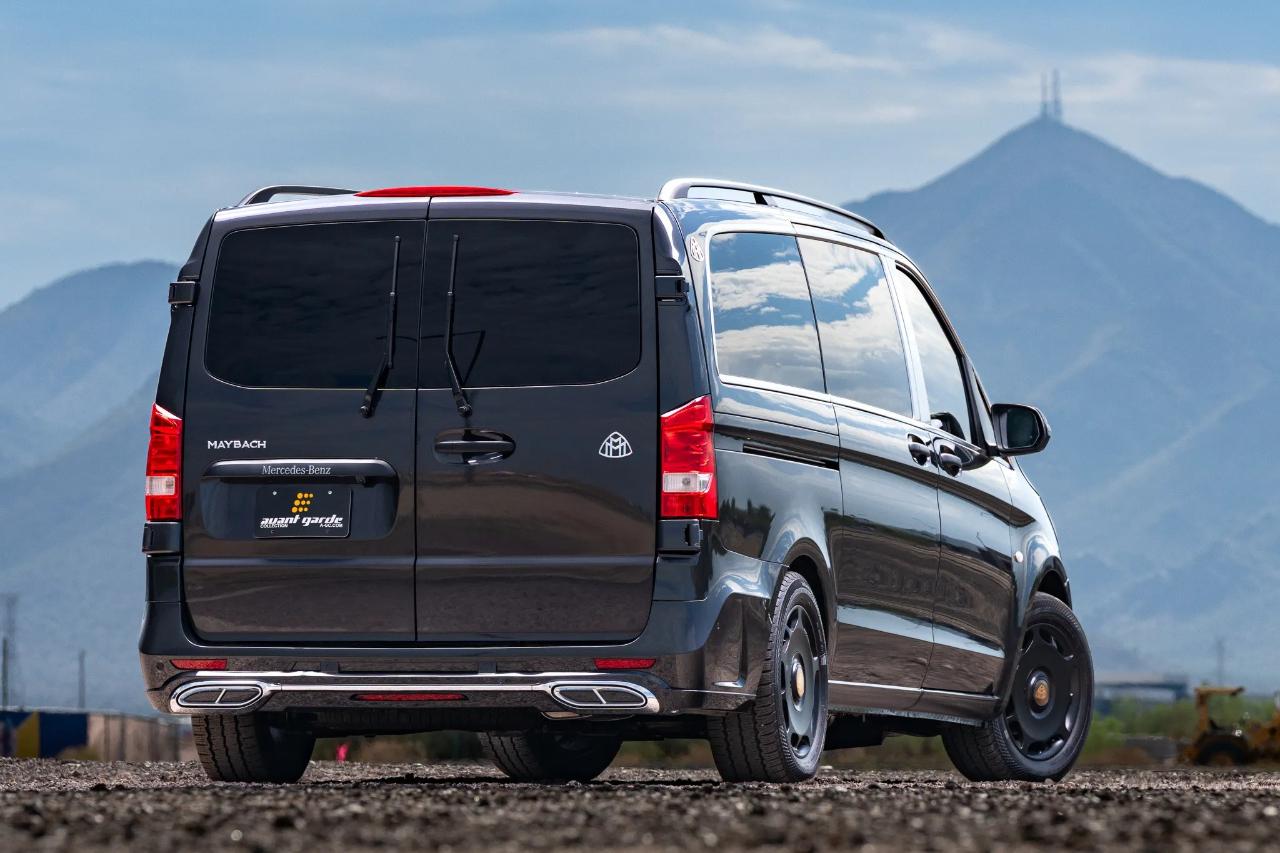 MERCEDES-BENZ METRIS