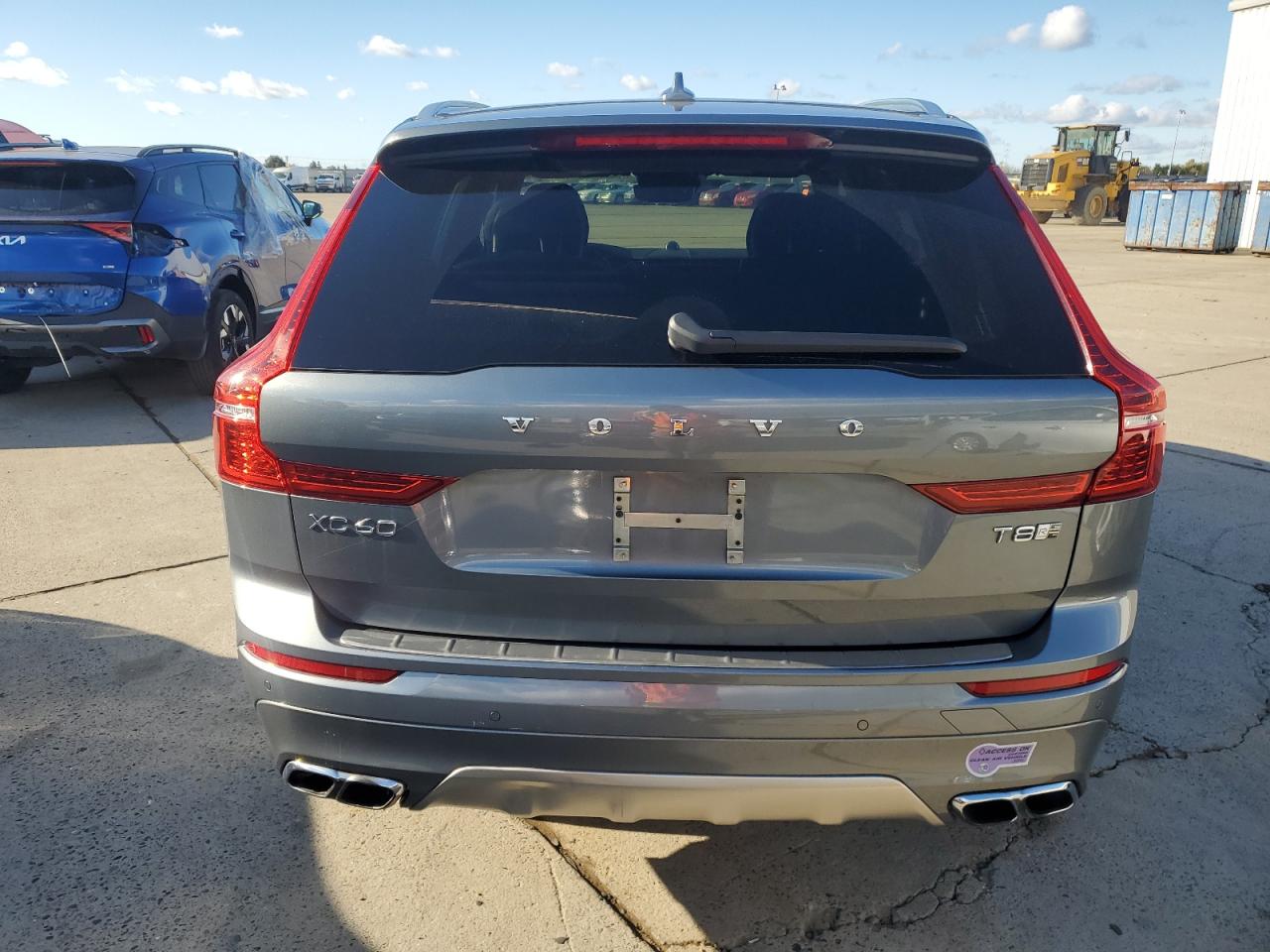 VOLVO XC60 T8 R-DESIGN