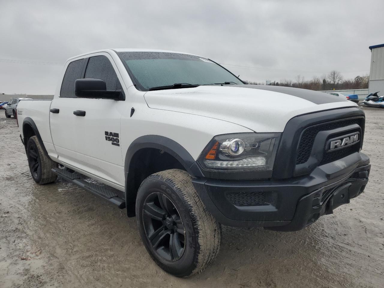 RAM 1500 SLT