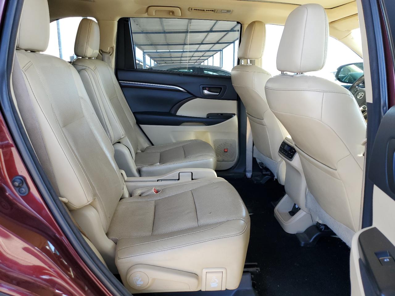 TOYOTA HIGHLANDER LIMITED