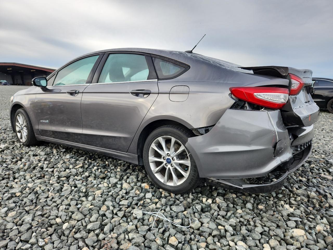 FORD FUSION SE HYBRID