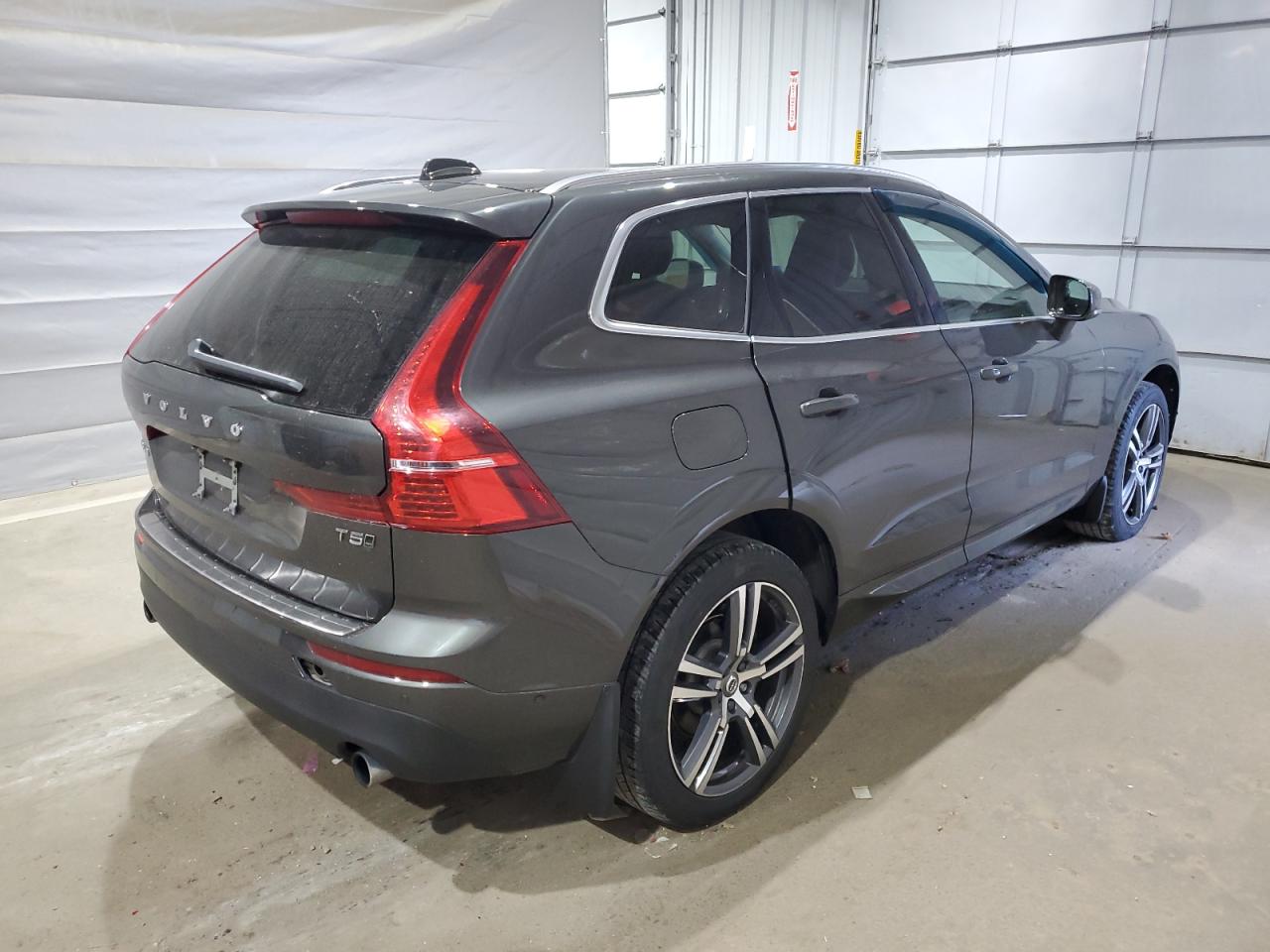 VOLVO XC60 T5