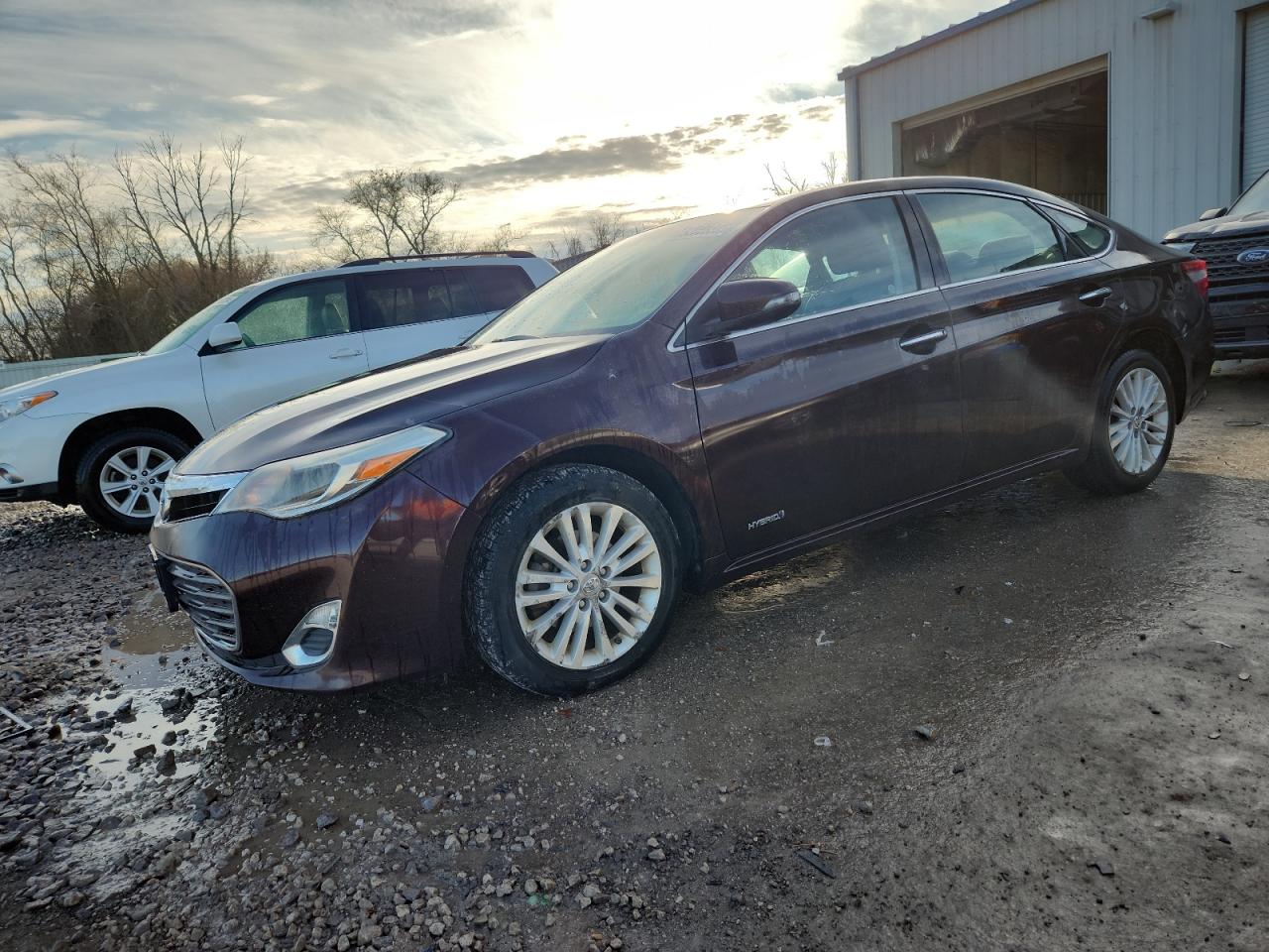 TOYOTA AVALON HYBRID