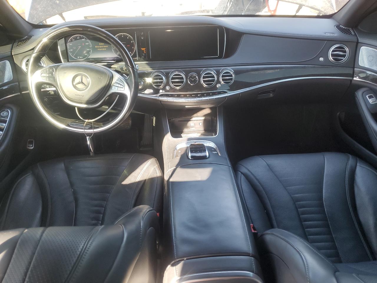 MERCEDES-BENZ S-CLASS 550