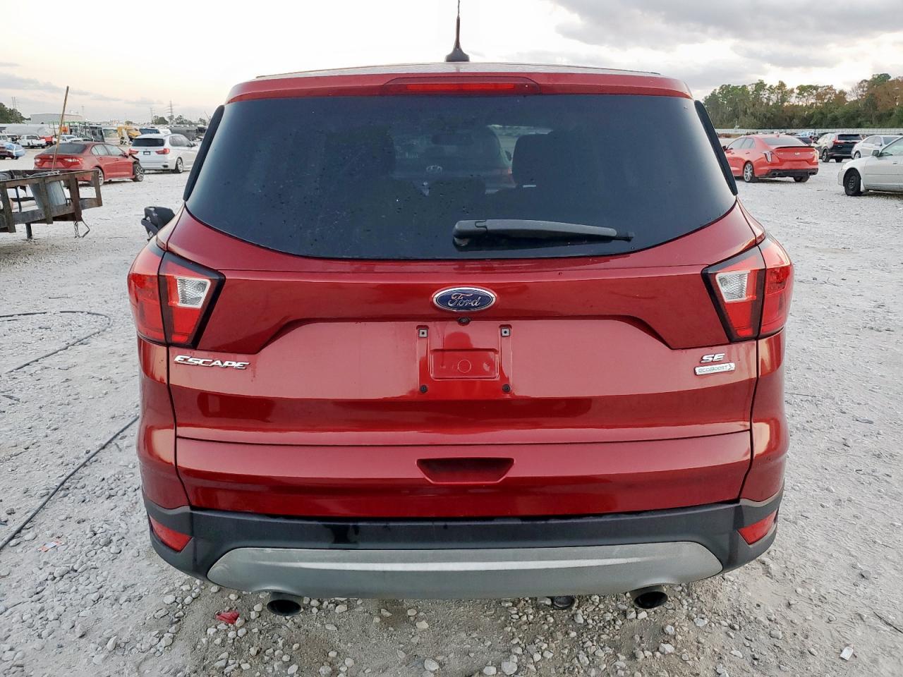 FORD ESCAPE SE