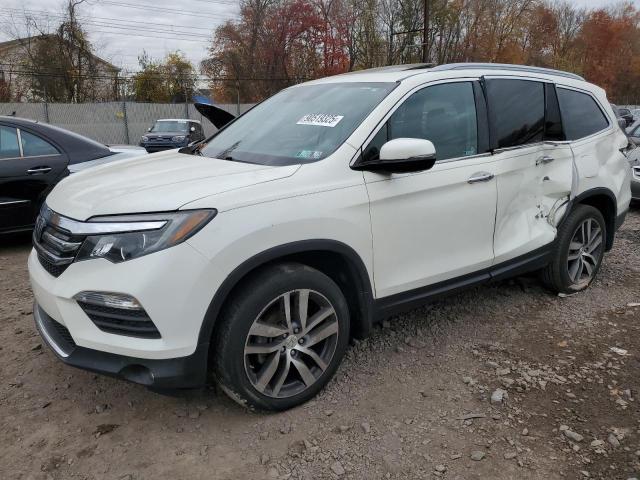 2017 HONDA PILOT ELIT #3310579047