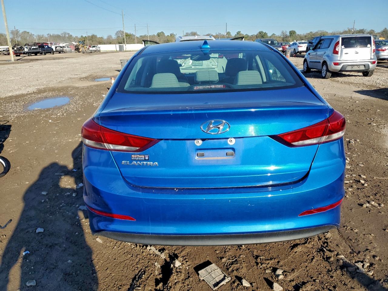 HYUNDAI ELANTRA SEL