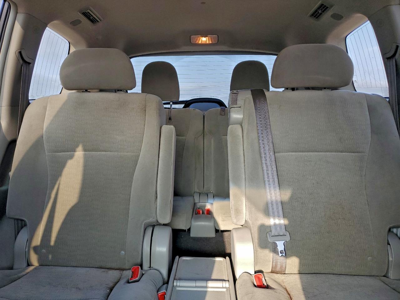 TOYOTA HIGHLANDER BASE