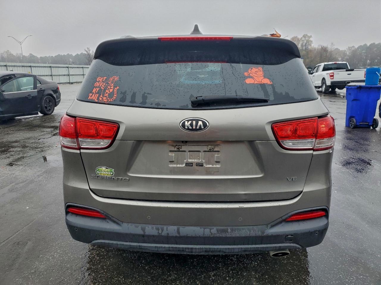 KIA SORENTO LX