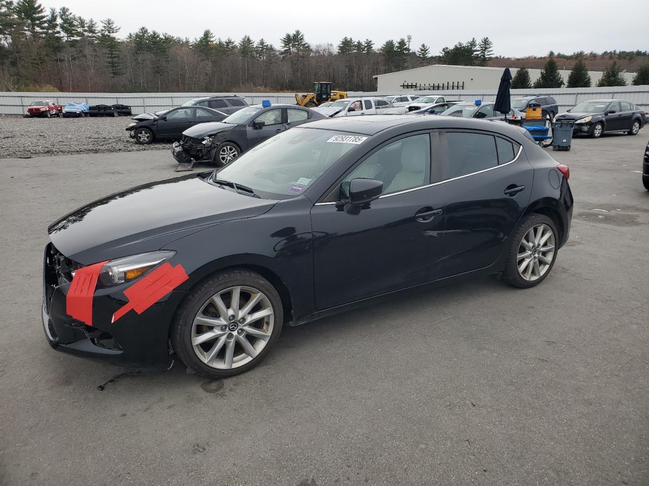 MAZDA 3 GRAND TOURING