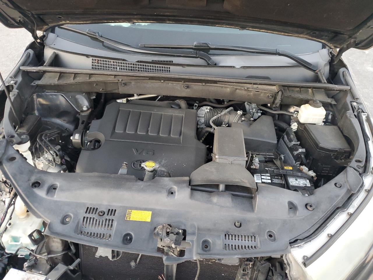 TOYOTA HIGHLANDER XLE