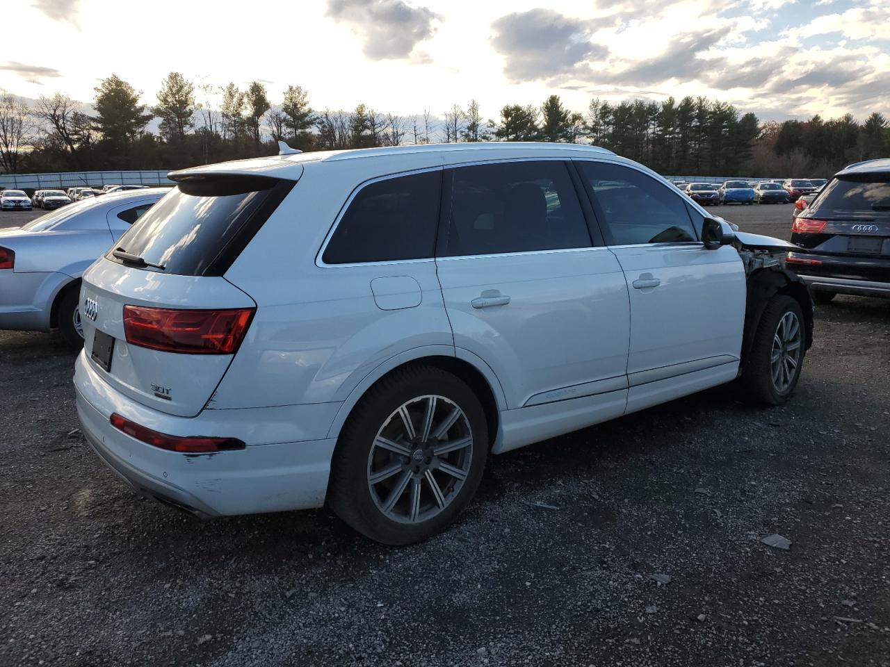 AUDI Q7 PREMIUM PLUS