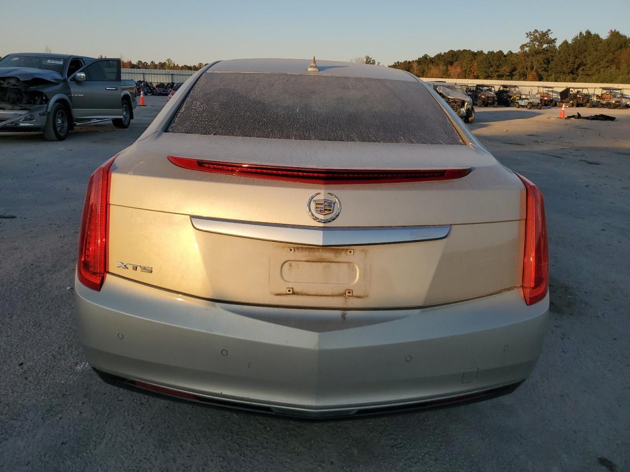 CADILLAC XTS