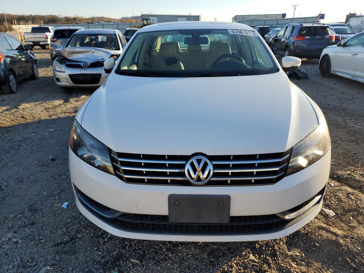 VOLKSWAGEN PASSAT SE