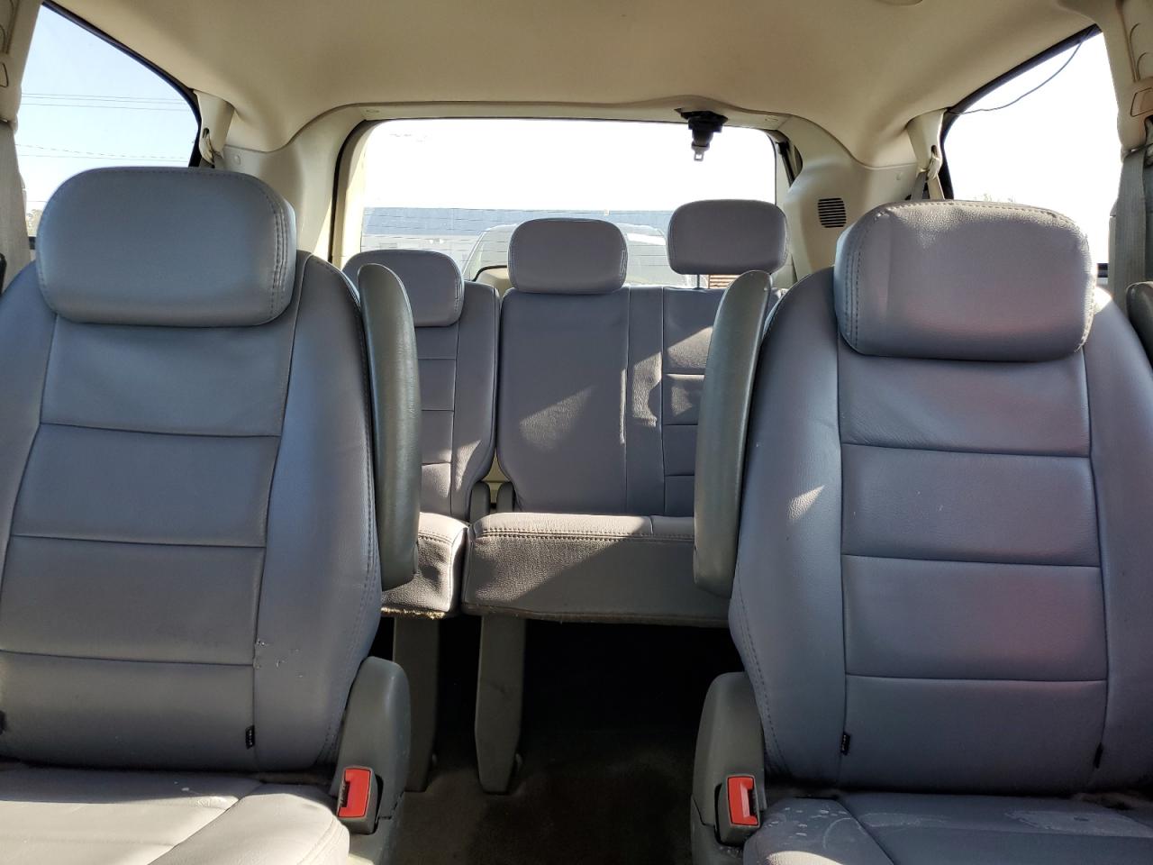 CHRYSLER TOWN & COUNTRY TOURING