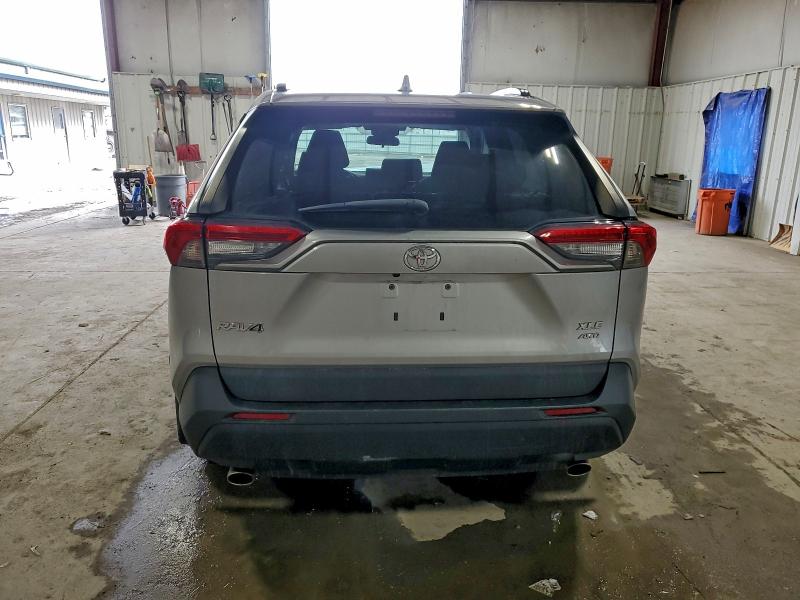 2021 TOYOTA RAV4 XLE #3303779472