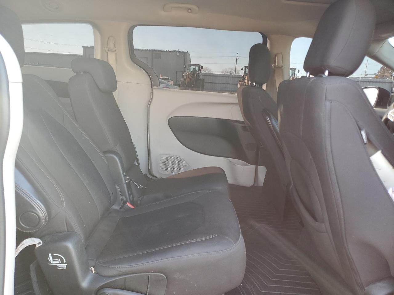 CHRYSLER PACIFICA TOURING