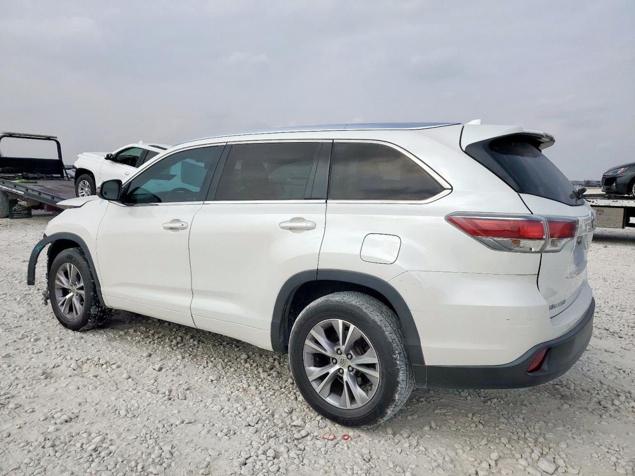 TOYOTA HIGHLANDER XLE