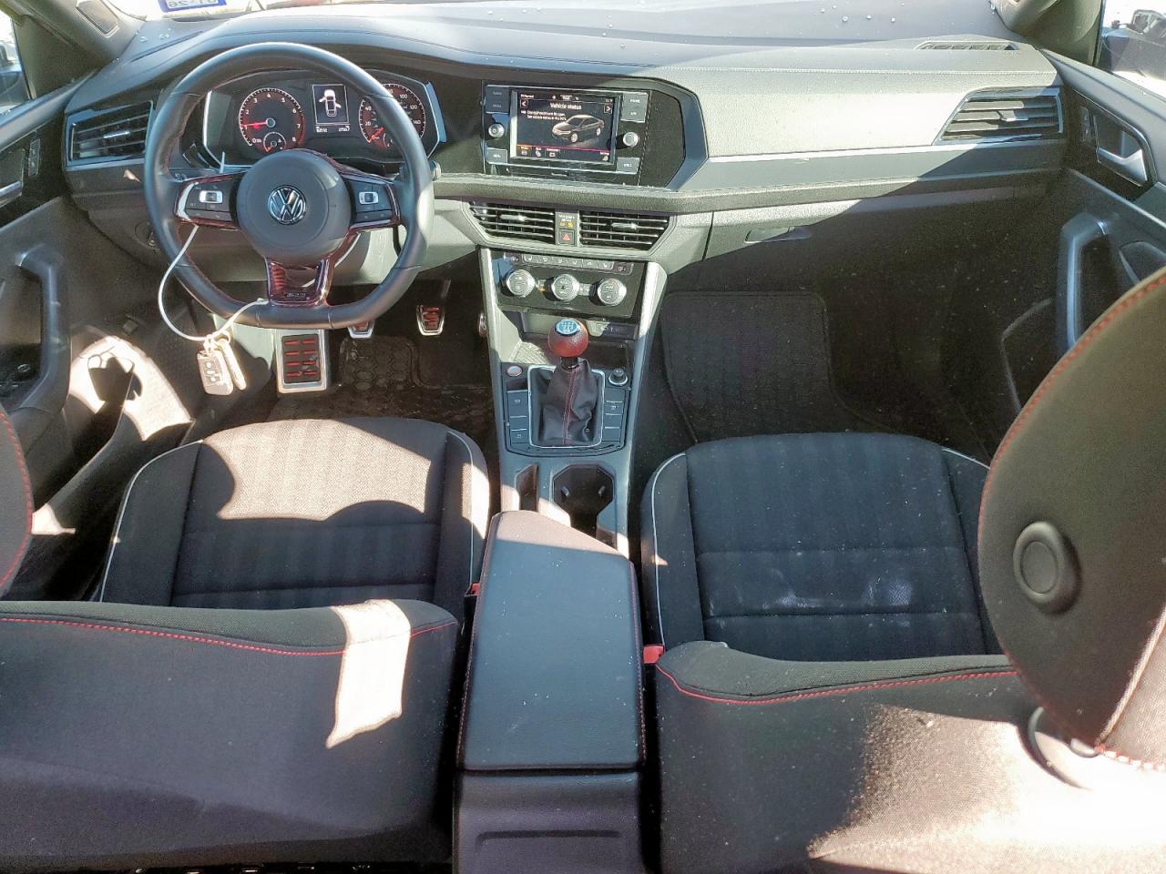 VOLKSWAGEN JETTA GLI