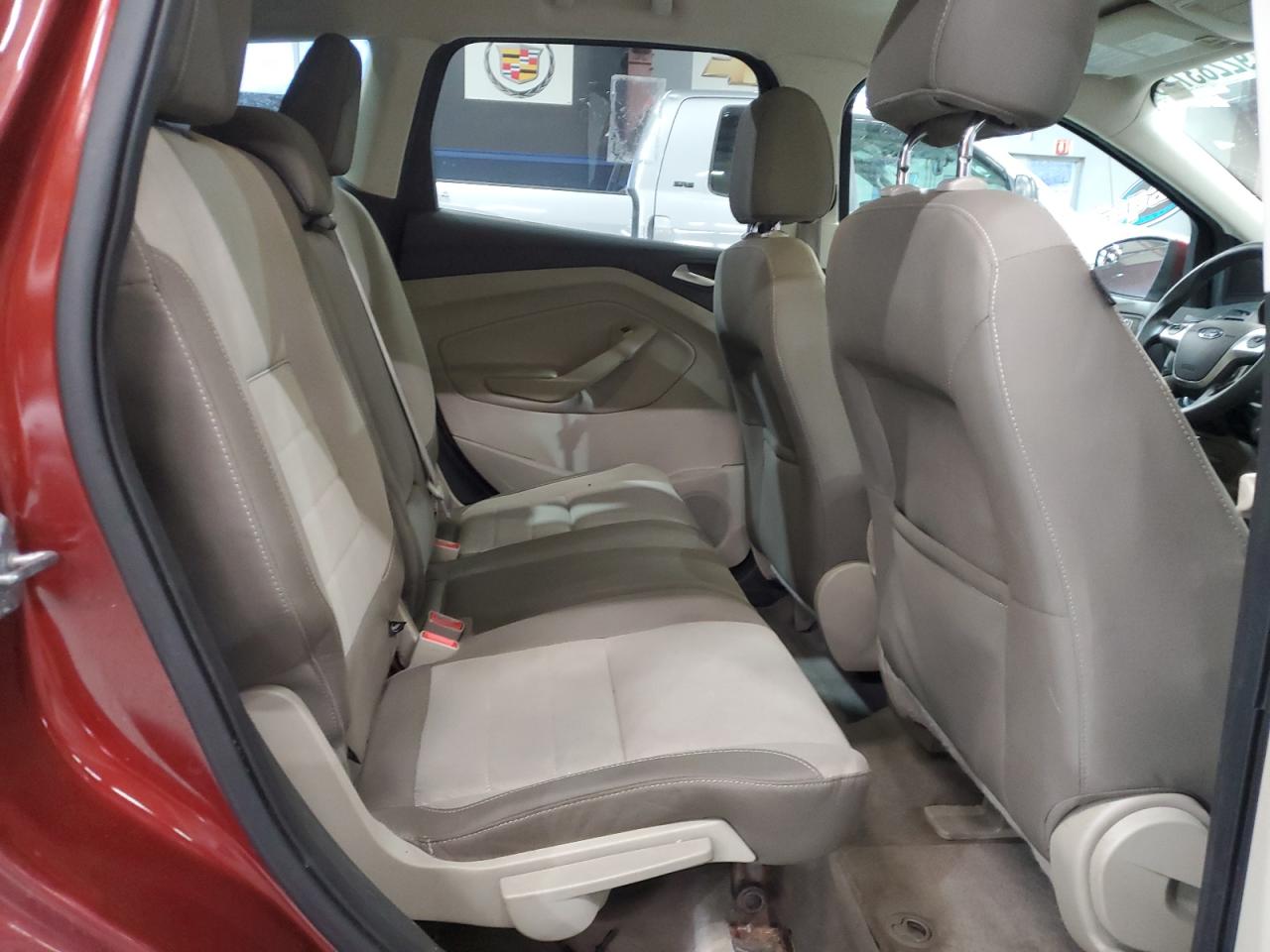 FORD ESCAPE SE