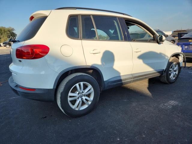 2016 VOLKSWAGEN TIGUAN S #3301835364