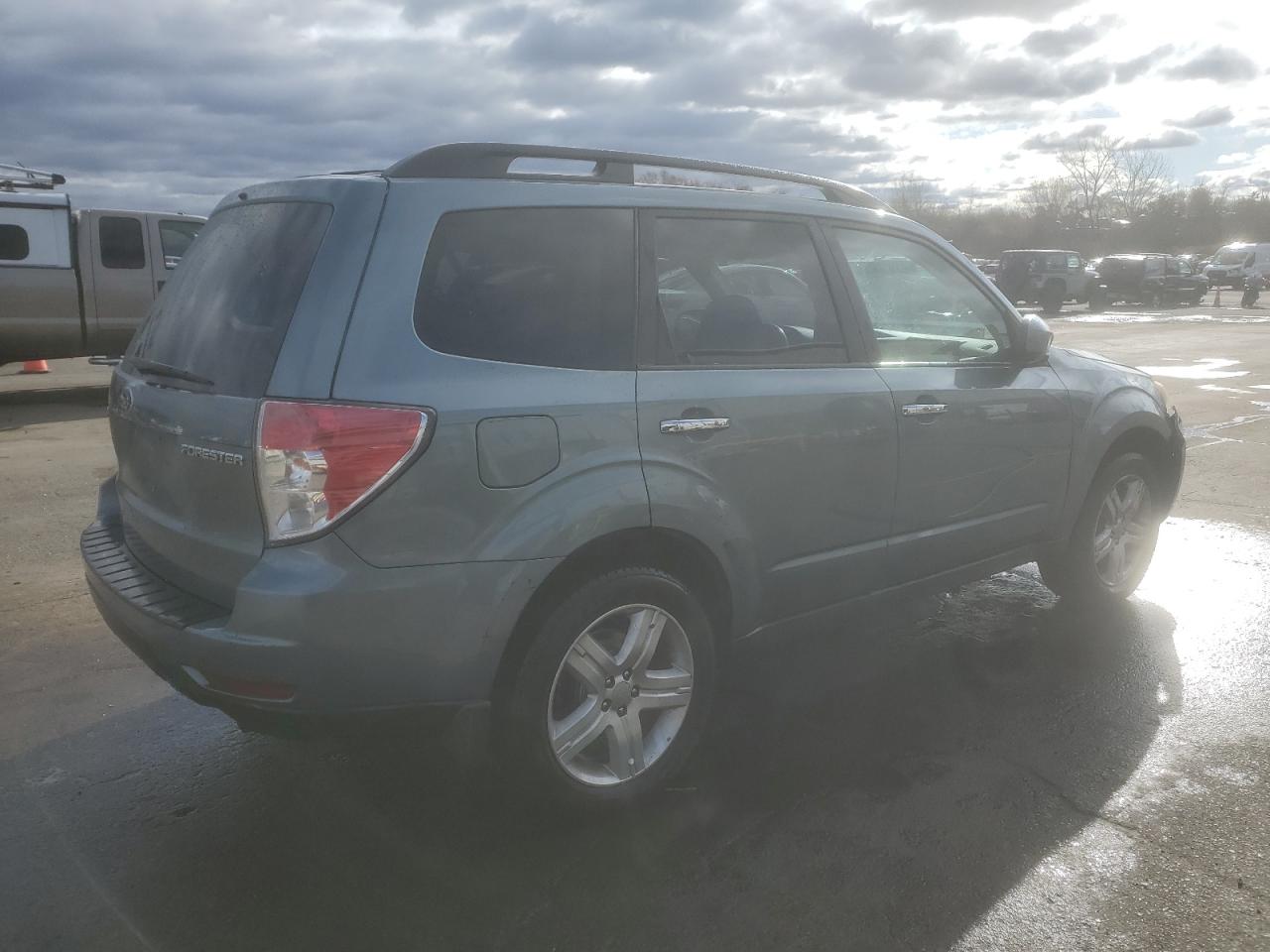 Lot #3311461238 2009 SUBARU FORESTER 2