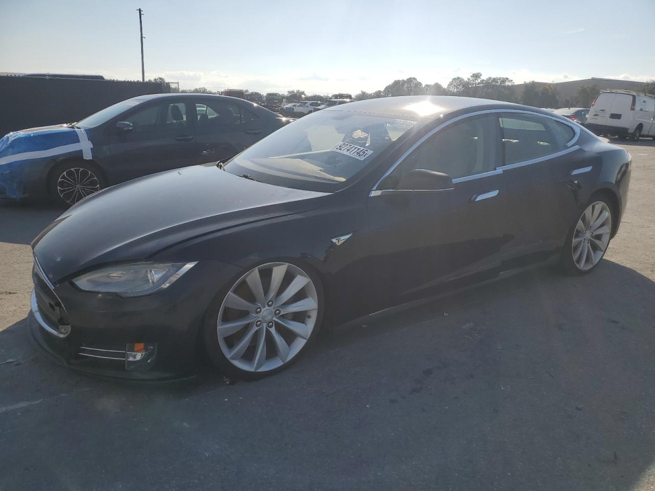 Lot #3291193963 2013 TESLA MODEL S