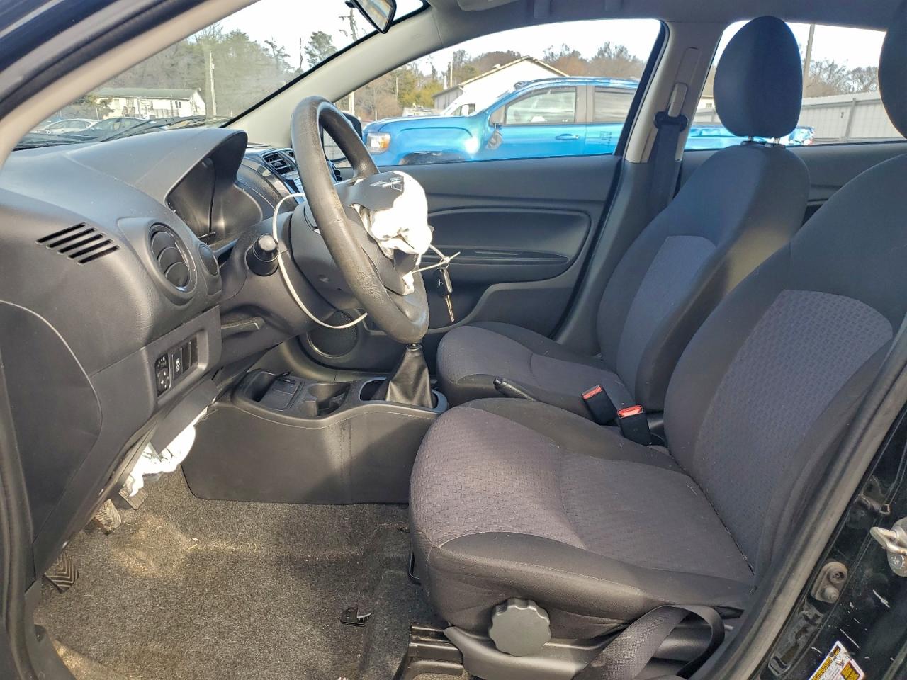 MITSUBISHI MIRAGE ES