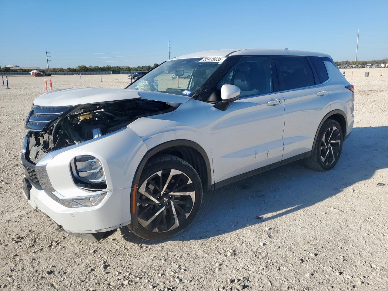 MITSUBISHI OUTLANDER SE