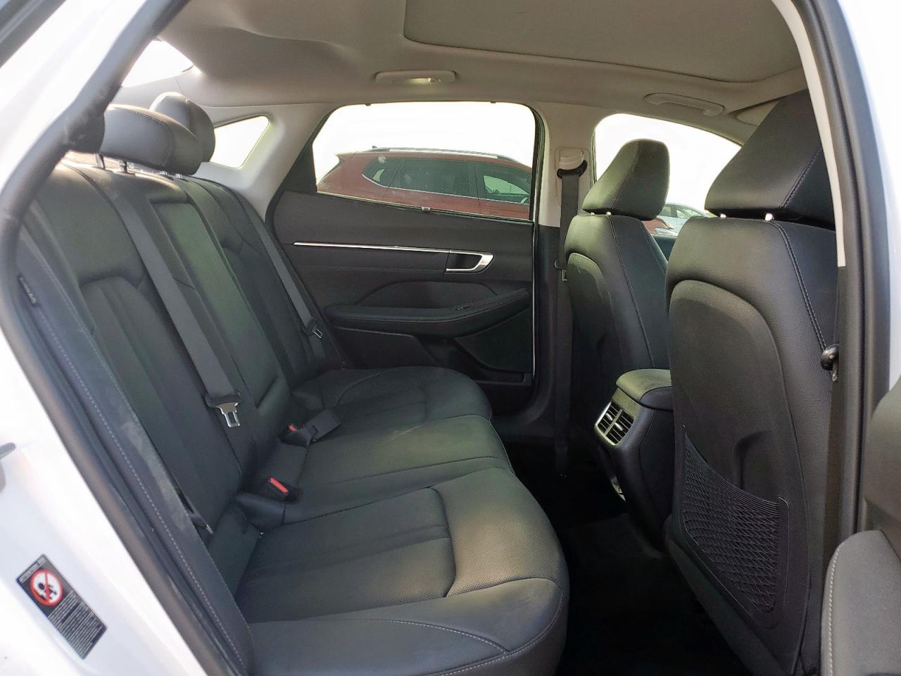 HYUNDAI SONATA HYBRID