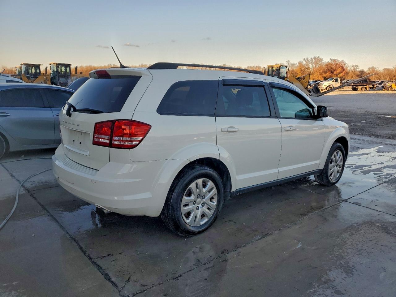 DODGE JOURNEY SE