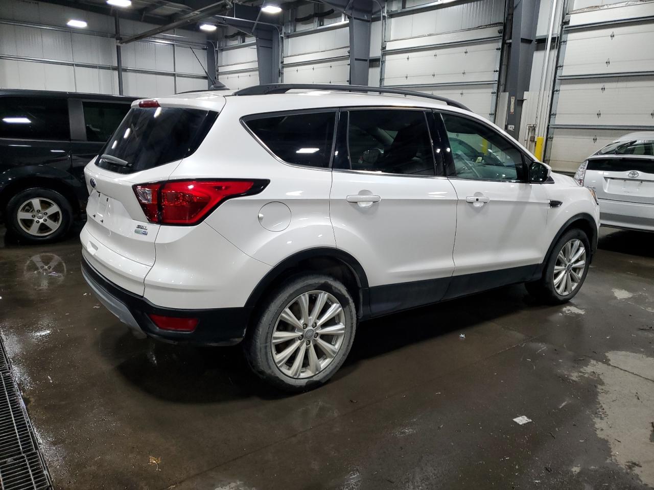 FORD ESCAPE SEL