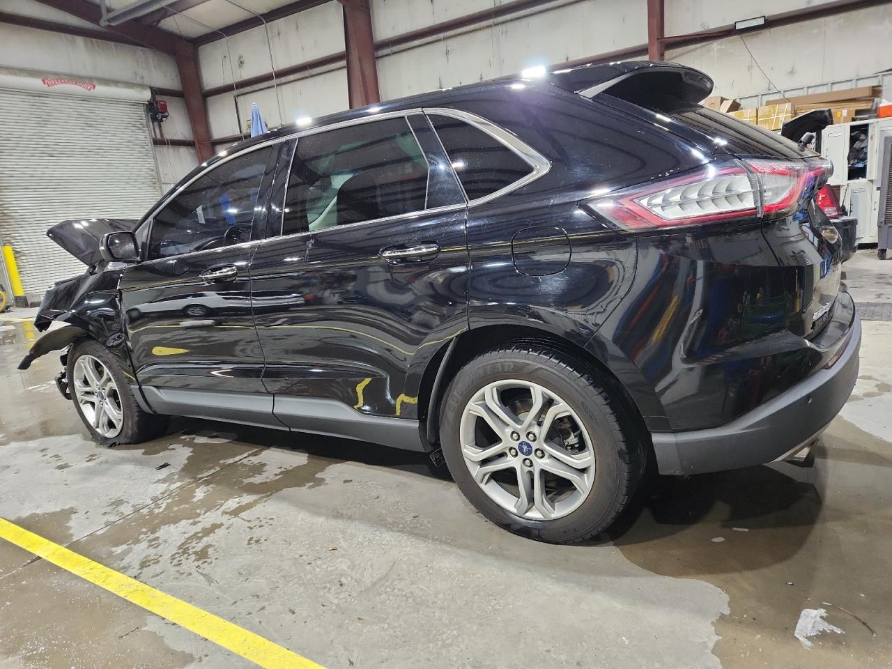 FORD EDGE TITANIUM