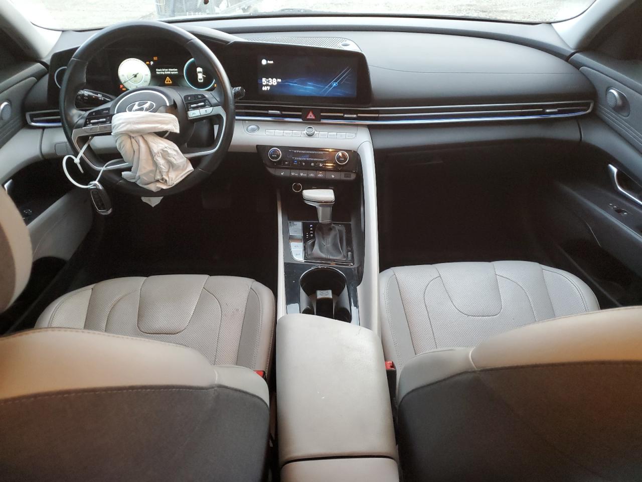 HYUNDAI ELANTRA LIMITED