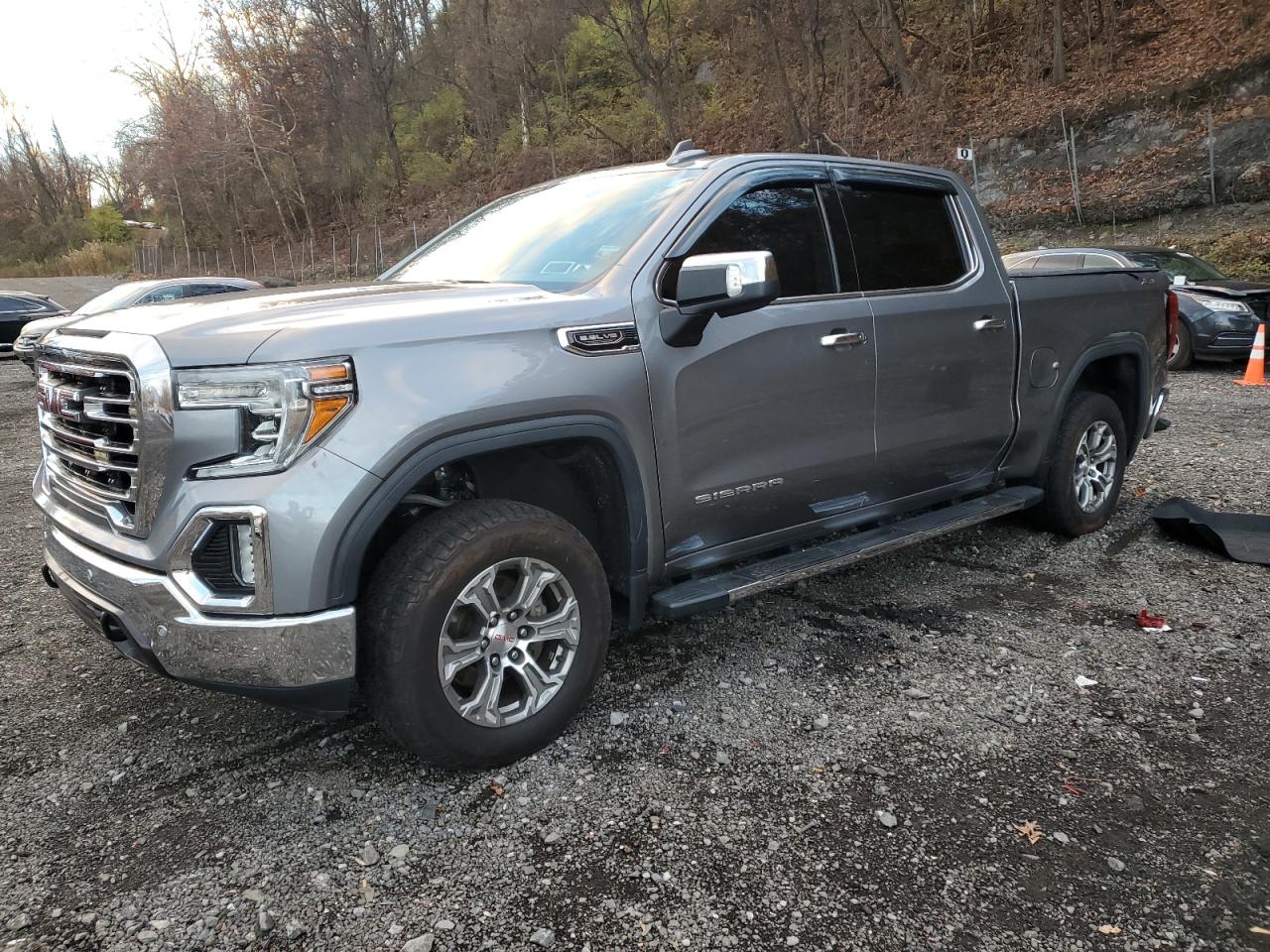 GMC SIERRA K1500 SLT